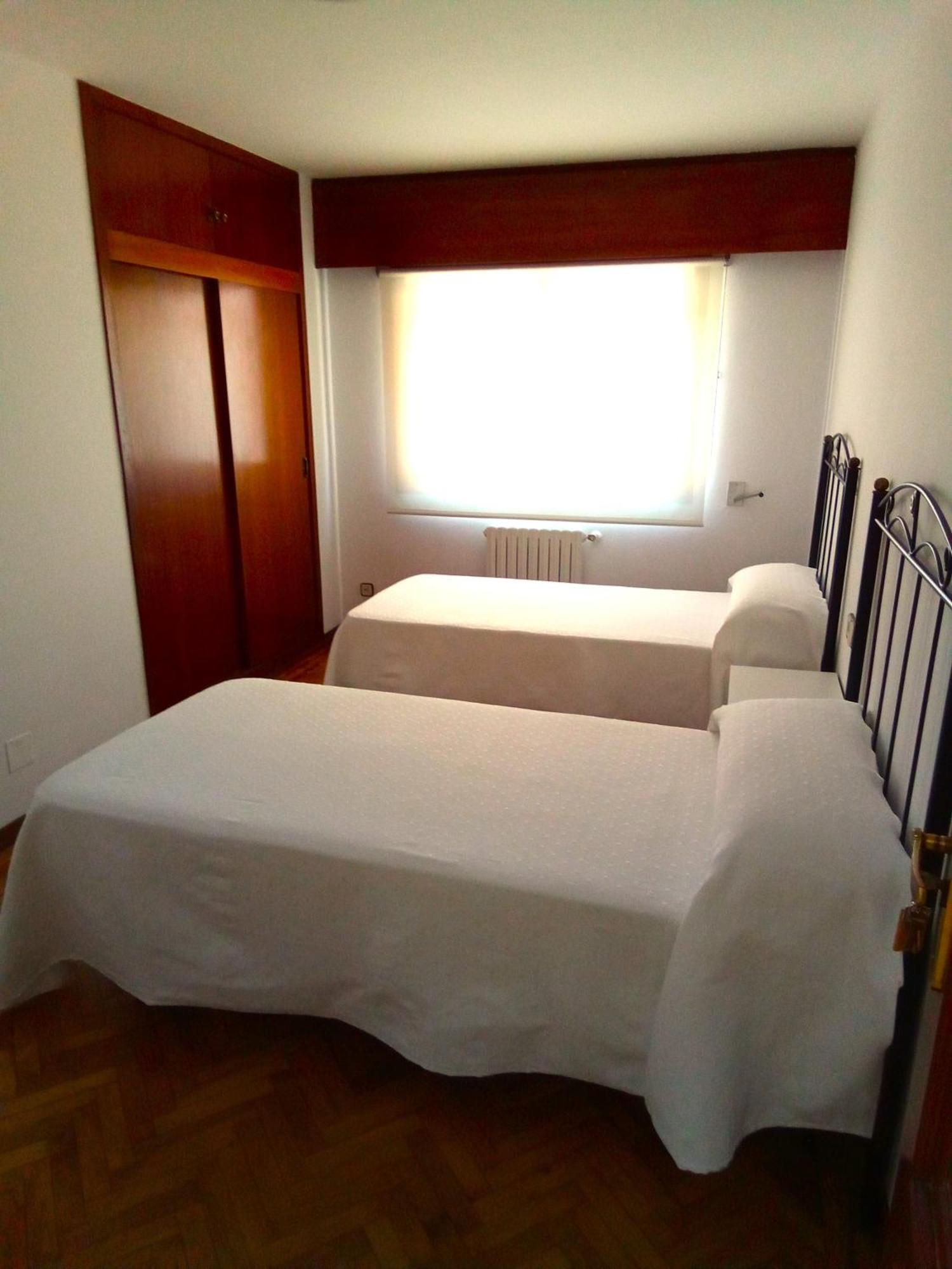 Pension La Plaza Betanzos Buitenkant foto